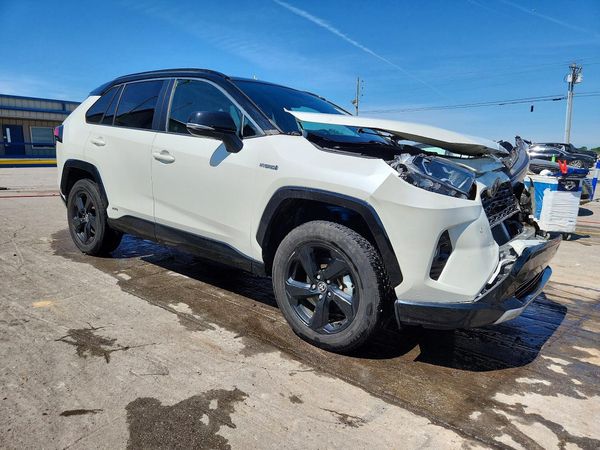 2021 TOYOTA RAV4 XSE HV