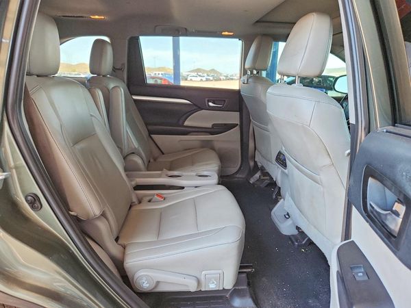 2019 TOYOTA HIGHLANDER SE/XLE
