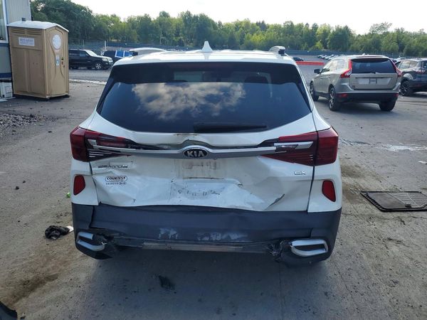 2021 KIA SELTOS EX