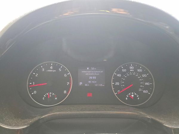 2021 KIA SELTOS EX