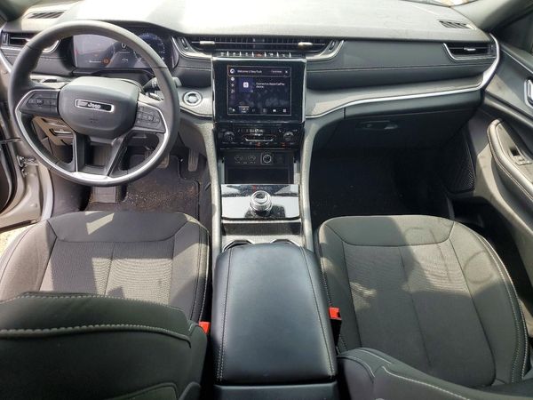 2025 JEEP CHEROKEE Laredo, Altitude — CKPT