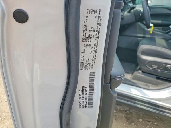 2025 JEEP CHEROKEE Laredo, Altitude — VINS