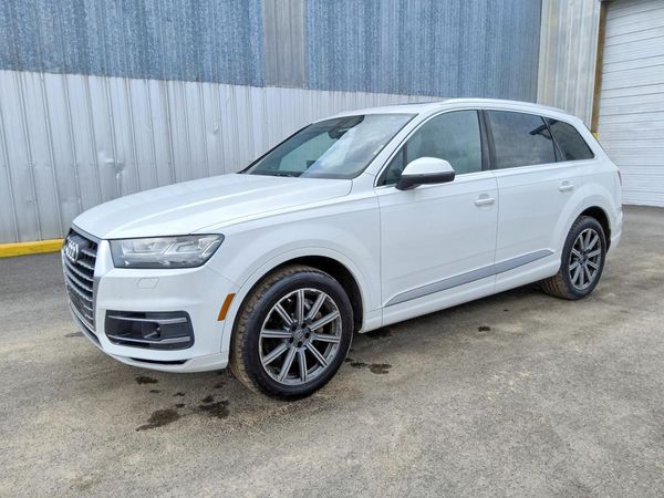 2017 AUDI Q7 quattro Premium Plus