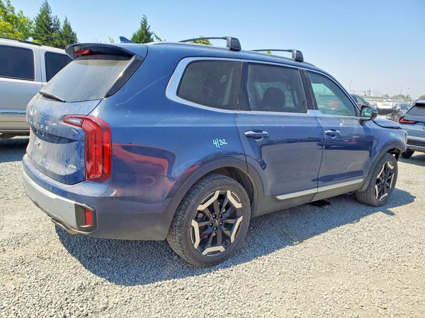 2023 KIA TELLURIDE S