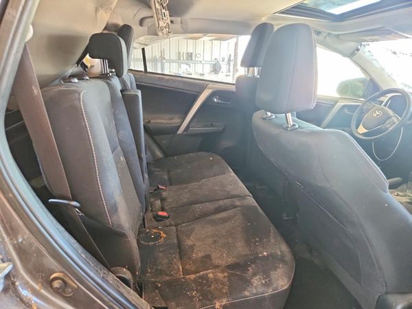 2018 TOYOTA RAV4 Adventure/XLE