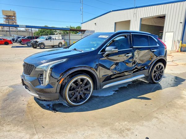 2019 CADILLAC XT4 Premium Luxury
