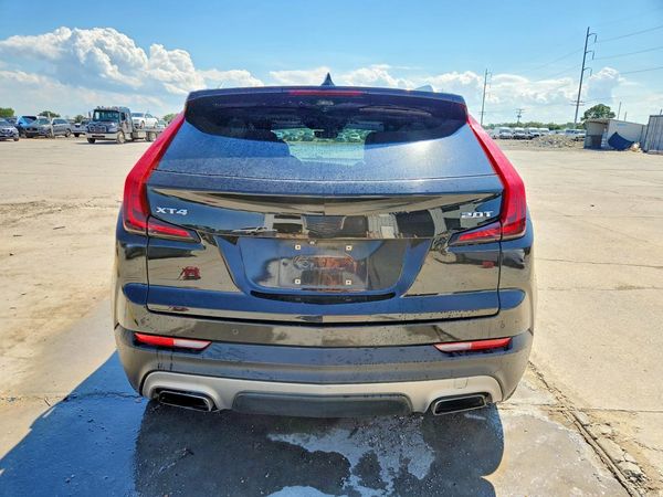 2019 CADILLAC XT4 Premium Luxury
