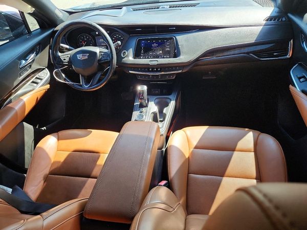 2019 CADILLAC XT4 Premium Luxury