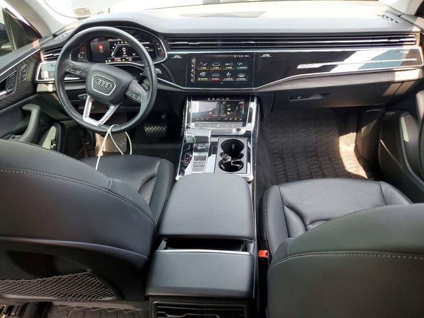 2022 AUDI Q8 quattro Premium Plus