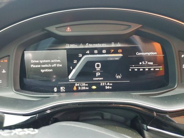 2022 AUDI Q8 quattro Premium Plus