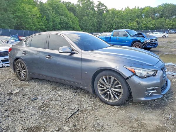 2015 INFINITI Q50
