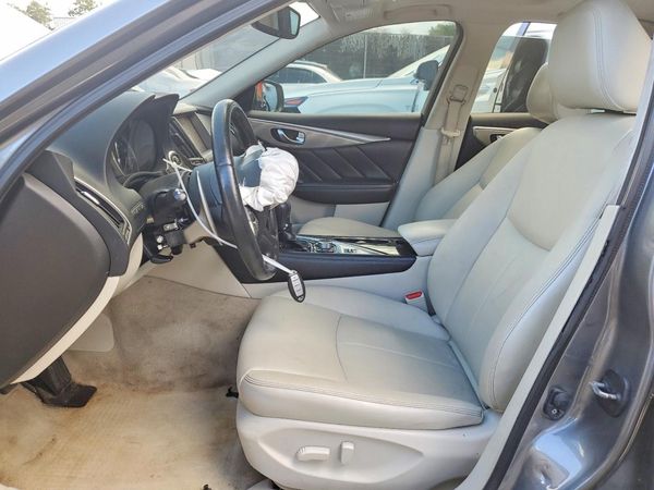2015 INFINITI Q50