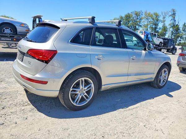 2013 AUDI Q5 Premium Plus