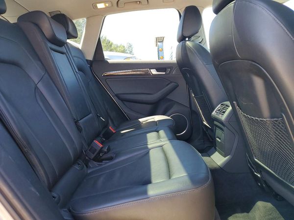 2013 AUDI Q5 Premium Plus