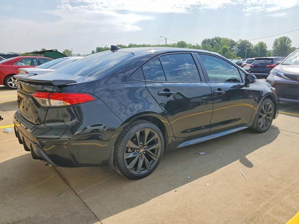 2025 TOYOTA COROLLA SE