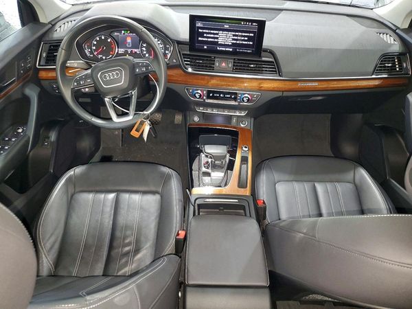 2022 AUDI Q5