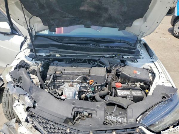 2019 ACURA TLX TECH+A / TCH+AR — Engine bay