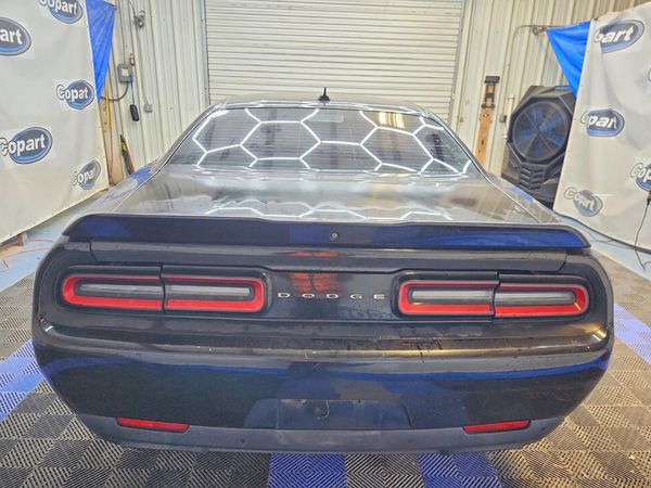 2016 DODGE CHALLENGER SXT Plus