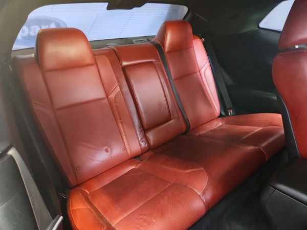 2016 DODGE CHALLENGER SXT Plus