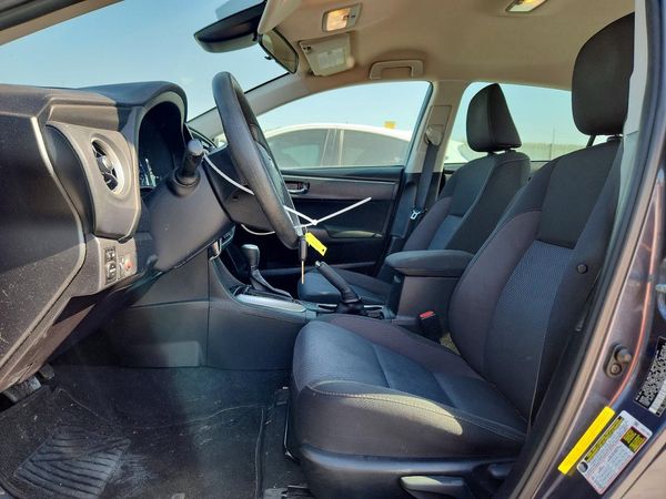 2017 TOYOTA COROLLA