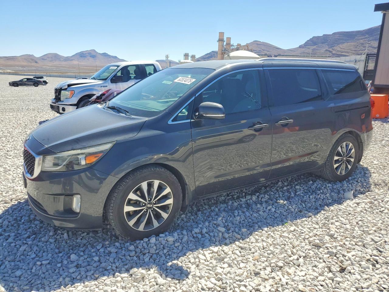 2015 KIA SEDONA