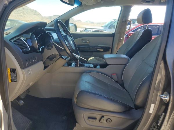 2015 KIA SEDONA