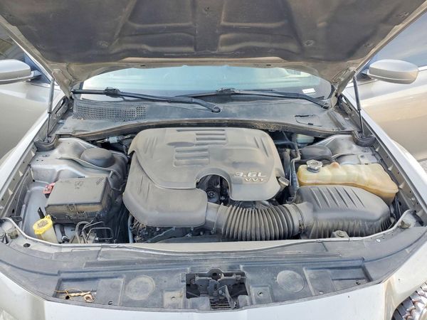 2014 CHRYSLER 300