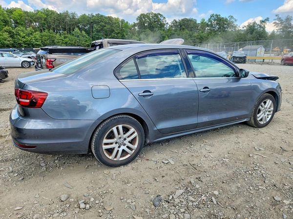 2017 VOLKSWAGEN JETTA