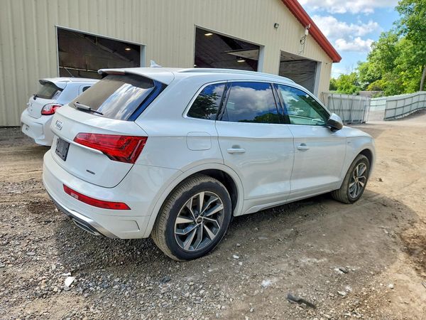 2022 AUDI Q5