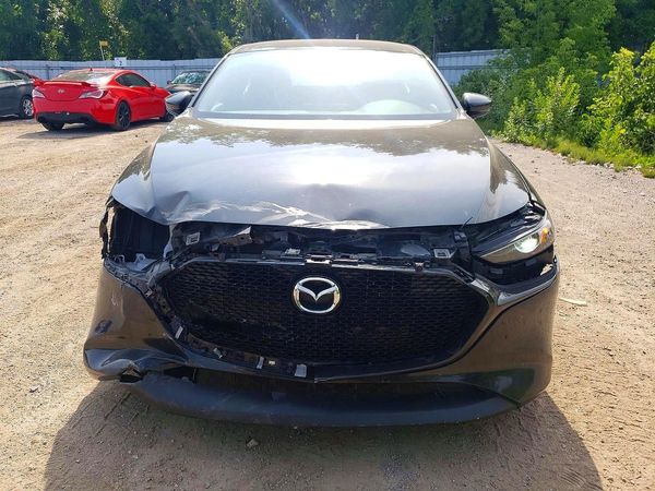 2022 MAZDA 3 Select Package