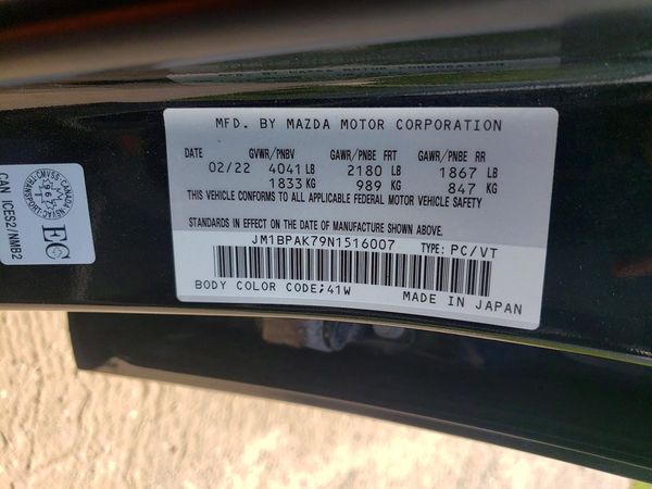 2022 MAZDA 3 Select Package