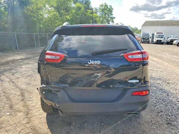 2017 JEEP CHEROKEE LATITUDE FWD