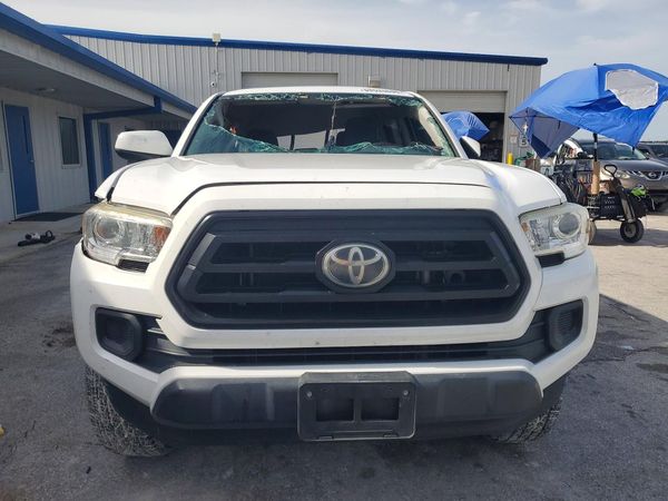 2020 TOYOTA TACOMA SR5