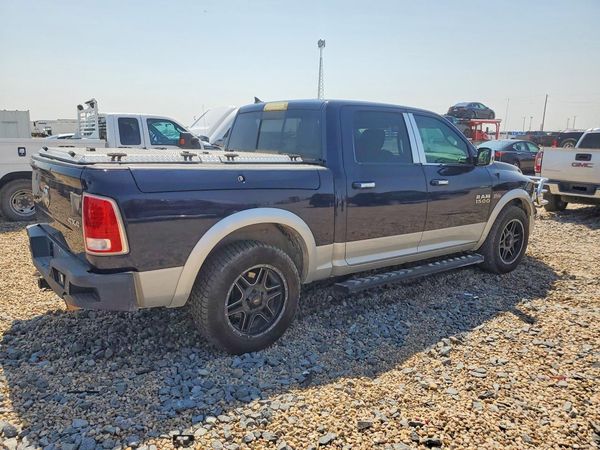 2016 RAM 1500 LARAMIE CREW CAB 4X4