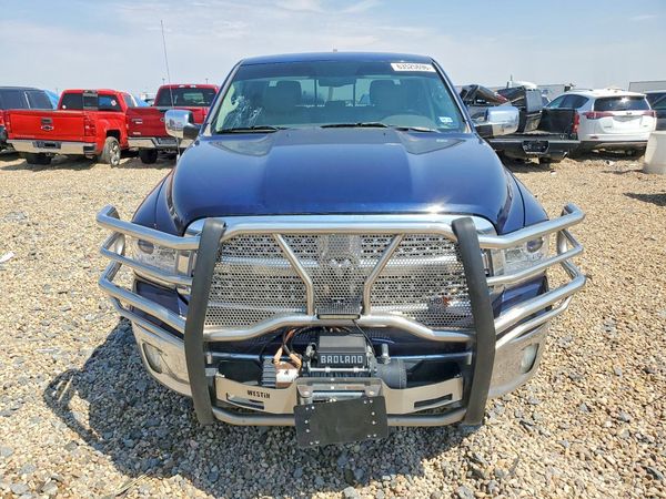 2016 RAM 1500 LARAMIE CREW CAB 4X4