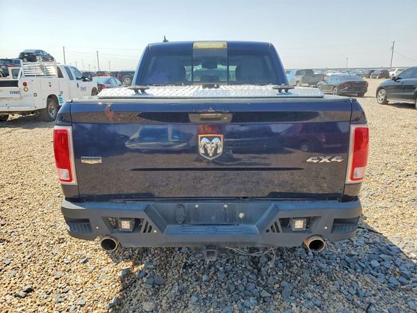 2016 RAM 1500 LARAMIE CREW CAB 4X4