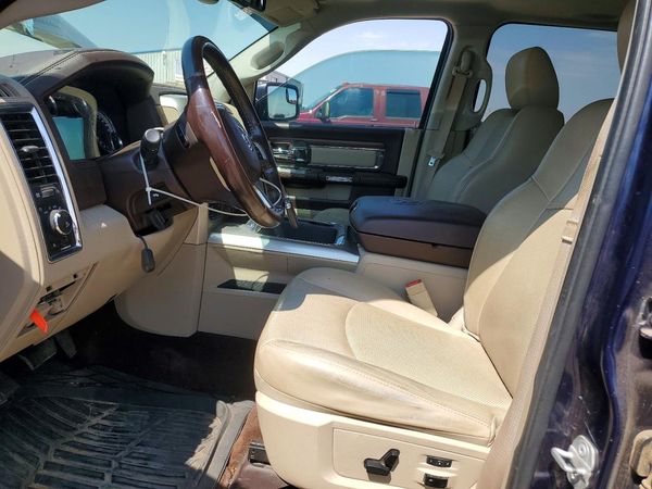 2016 RAM 1500 LARAMIE CREW CAB 4X4