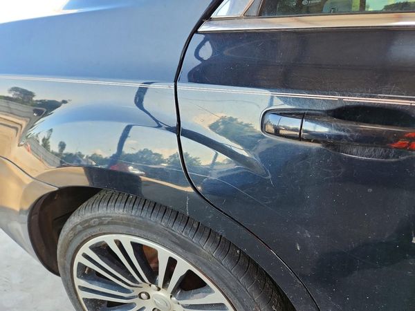 2013 CHRYSLER 300 Base/Limited