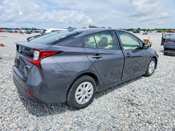 2019 TOYOTA PRIUS