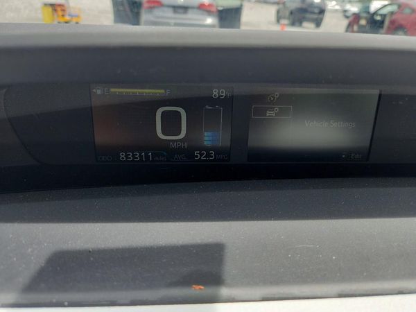 2019 TOYOTA PRIUS