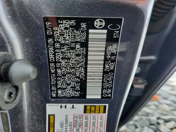 2019 TOYOTA PRIUS