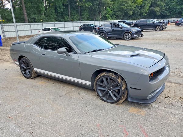 2017 DODGE CHALLENGER