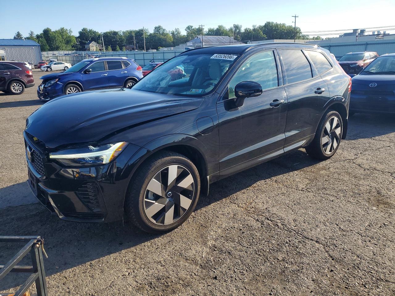 2024 VOLVO XC60 Plus Dark
