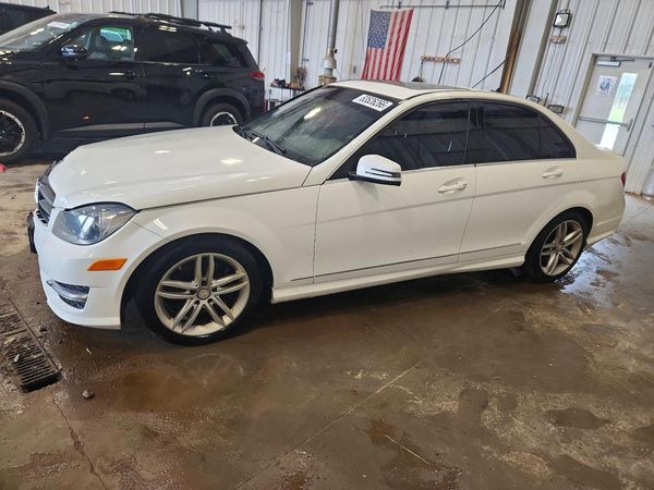 2014 MERCEDES-BENZ C