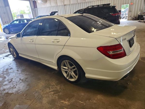2014 MERCEDES-BENZ C