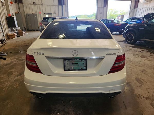 2014 MERCEDES-BENZ C