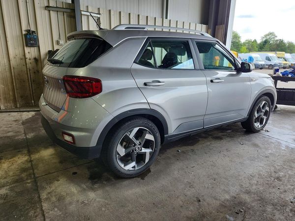 2023 HYUNDAI VENUE SEL, Limited