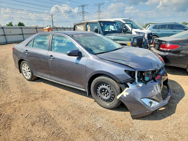2013 TOYOTA CAMRY