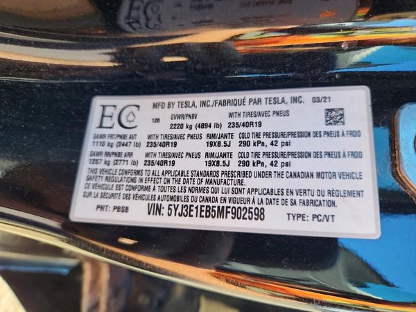 2021 TESLA MODEL 3