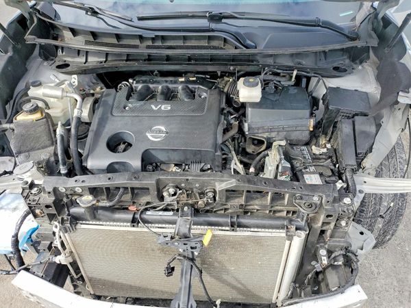 2023 NISSAN MURANO PLATINUM — Engine bay